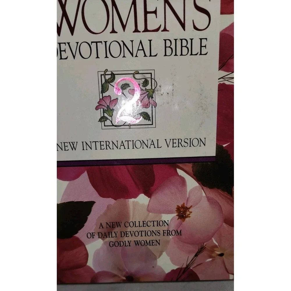 The Women's Devotional Bible 2: New International Version - BIBLE Hardcover